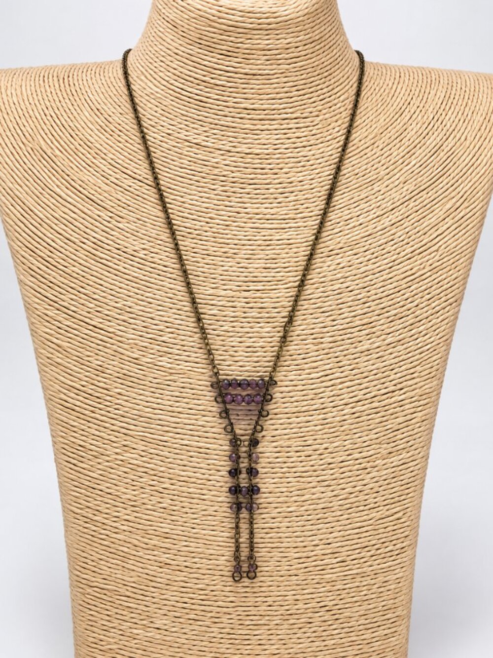Avon Iridescent Beaded Pendant Necklace – Vintage Style Statement Piece
